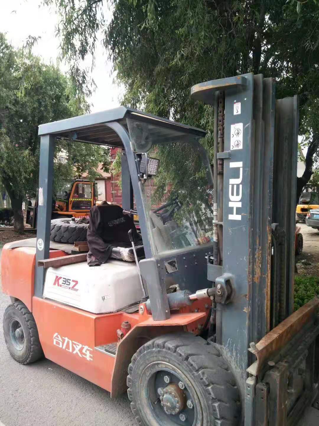 寧波叉車出租多少錢海曙區(qū)-- 寧波市海曙區(qū)小趙叉車出租