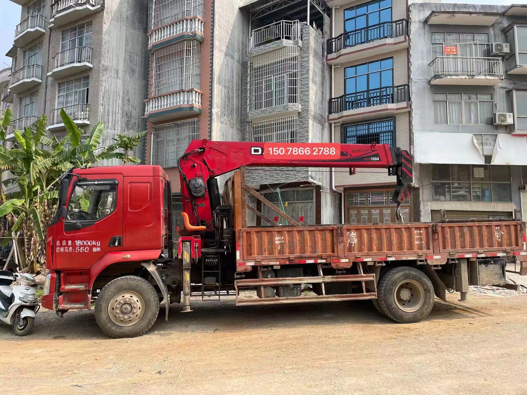 在吊車施工中安全事項至關重要，必須嚴格遵守！-- 靖西市杰特吊裝有限責任公司