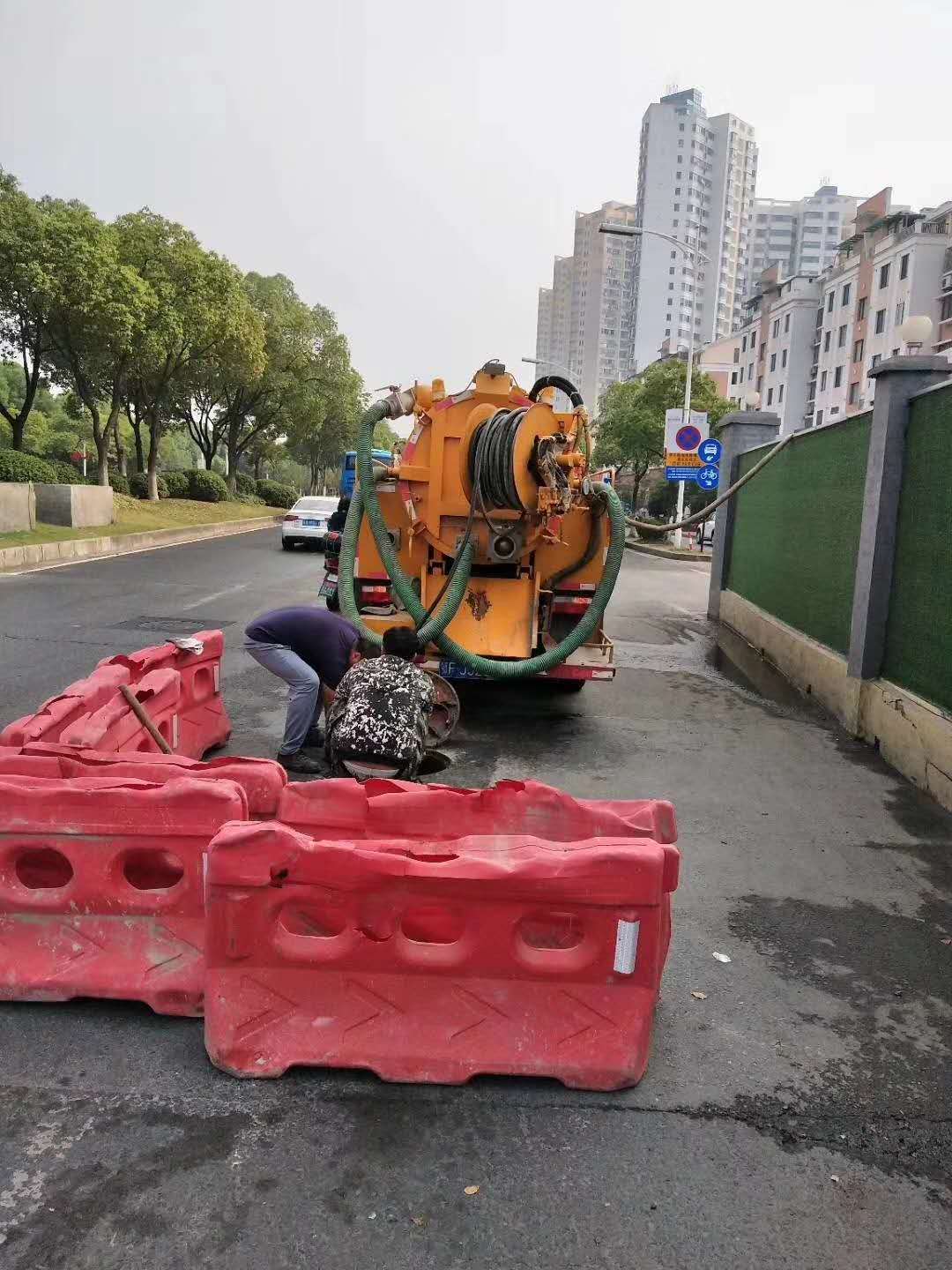 曲靖市政污水管道的銜接方式有哪些？-- 曲靖市善明管道清洗服務(wù)有限公司