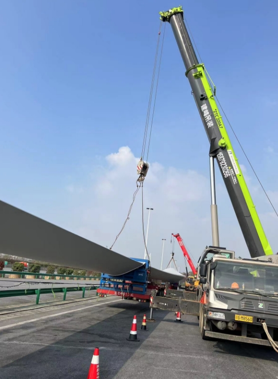 永修吊車租賃時如何選擇吊車類型？這五點可以幫你-- 永修縣建峰吊裝吊車出租服務公司