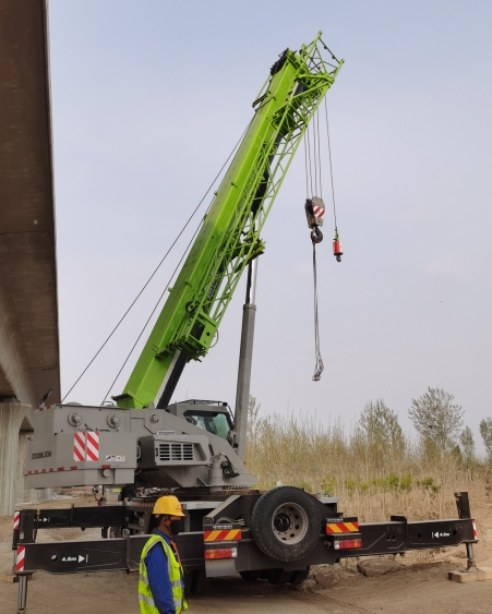 長(zhǎng)時(shí)間不使用吊車有什么危險(xiǎn)？-- 霸州市祥泰建筑機(jī)械設(shè)備租賃有限公司