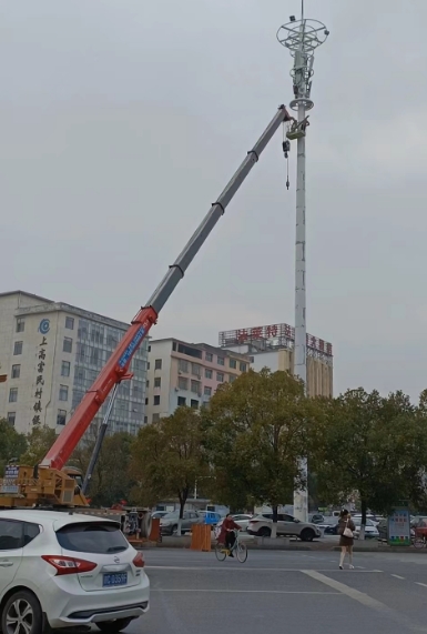 大物搬運使用吊車有哪些需要注意的？-- 上高縣海義明機(jī)械租賃有限公司