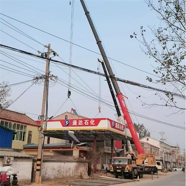 為什么越來越多的人選擇益陽吊車出租-- 益陽市巨科工程機(jī)械租賃有限公司