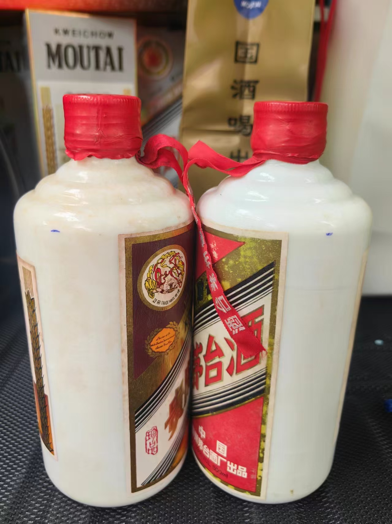 泰安上門回收茅臺酒禮盒-- 泰安金鼎煙酒禮品回收行