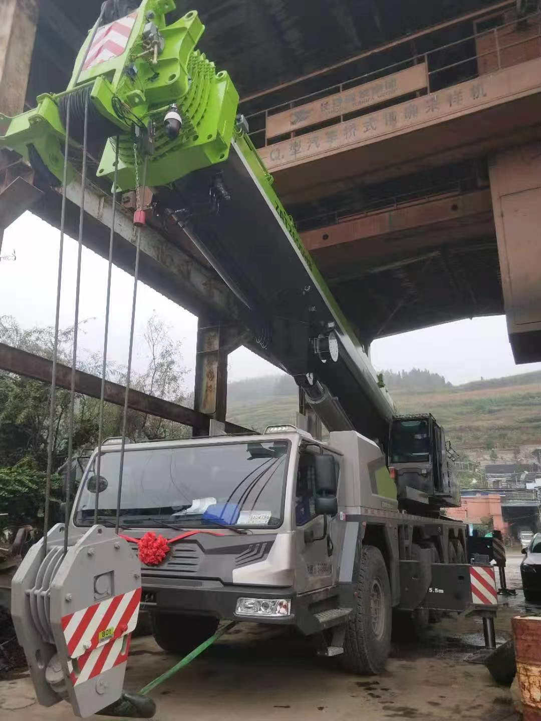 陸良縣吊車出租告訴您吊車的日常維護(hù)-- 陸良縣海立信吊車出租公司