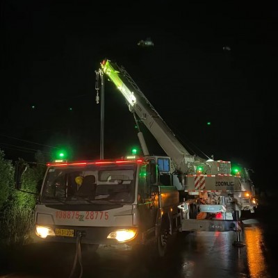 想在硯山租隨車吊，不同季租金波動咋