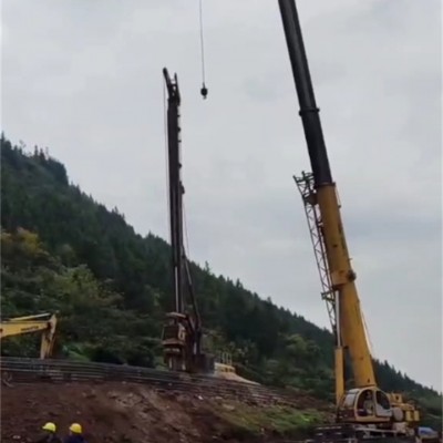 橋梁建設(shè)項目，適合租賃哪種吊車？